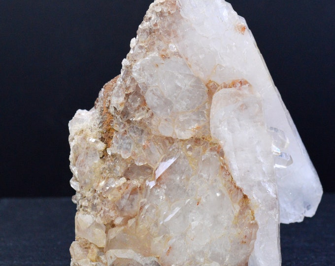 Cathedral Quartz "Floating" 286 grams - Madagascar
