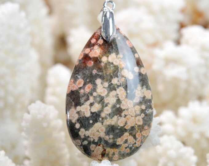 Obsidian "Water Lily" 54 carats - natural stone cabochon pendant - Mexico / EV42