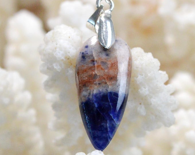 Sodalite 10 carat - natural stone cabochon pendant - Namibia / FT71