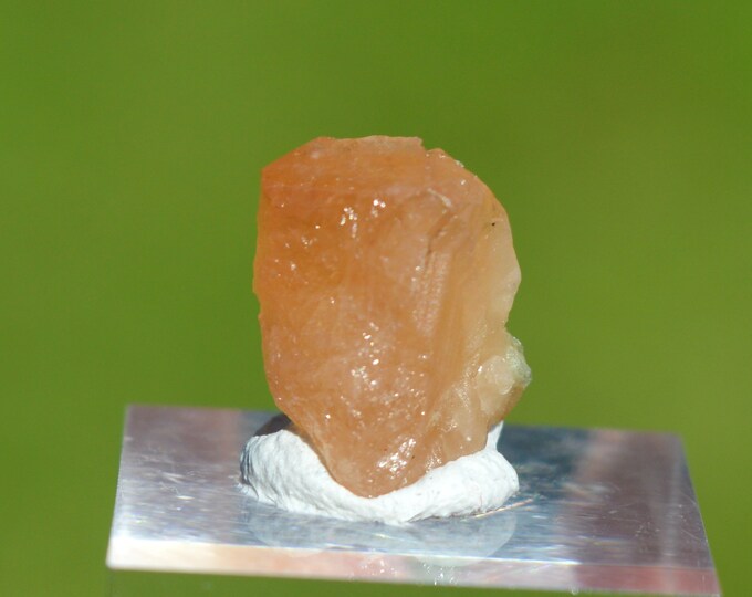 Garnet var. Spessartine 7.3 carats - Mana Mine, Barang-Turghao, Bajaur District, Khyber Pakhtunkhwa Province, Pakistan