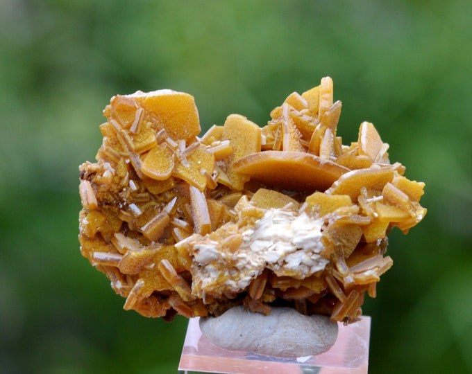 Wulfenite 24 grams - Union Mine, Mežica, Carinthia Region, Slovenia