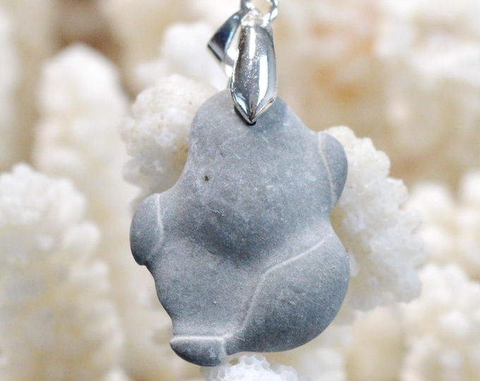 22 Carat Fairy Stone - Natural Stone Pendant - Canada / FT51