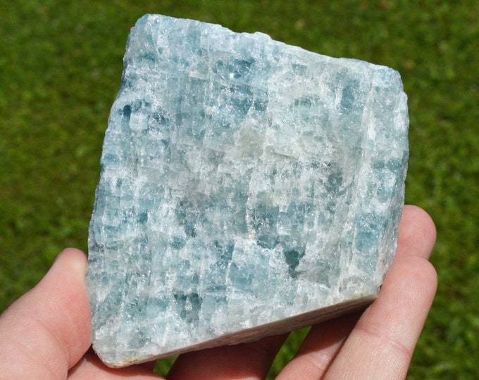 Beryl var. Aquamarine 509 grams - Minas Gerais, Brazil