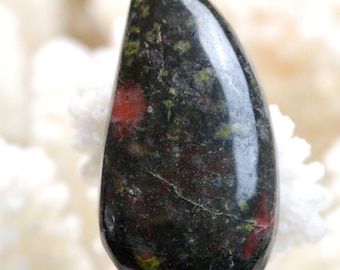 Ruby / schist 37 carats - natural stone cabochon - India/ AY89