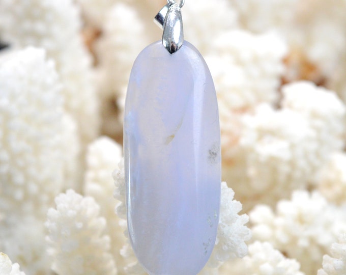 56 carat blue lace agate - natural stone cabochon pendant - Mozambique // DQ24