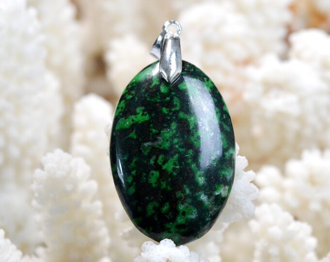 49 carat Omphacite Jade - natural stone cabochon pendant - Italy / FM54 - RARE