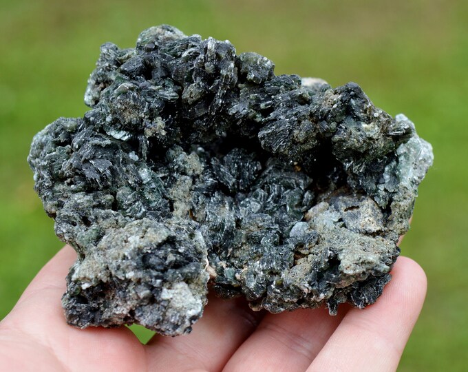 Clinochlore 326 grams - Koukouri diggings, Trantimou, Arrondissement of Diakon, Bafoulabé Cercle, Kayes Region, Mali