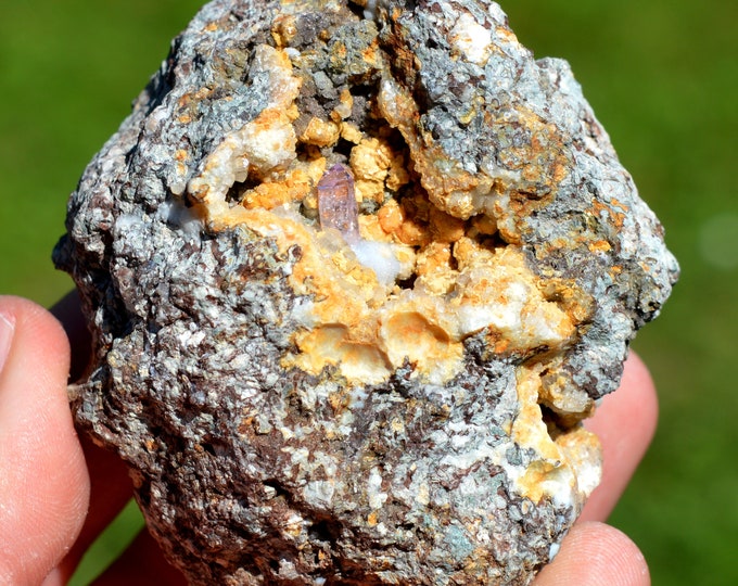 Calcite & Amethyst 195 grams - Capurru Quarry, Osilo, Sassari Province, Sardinia, Italy