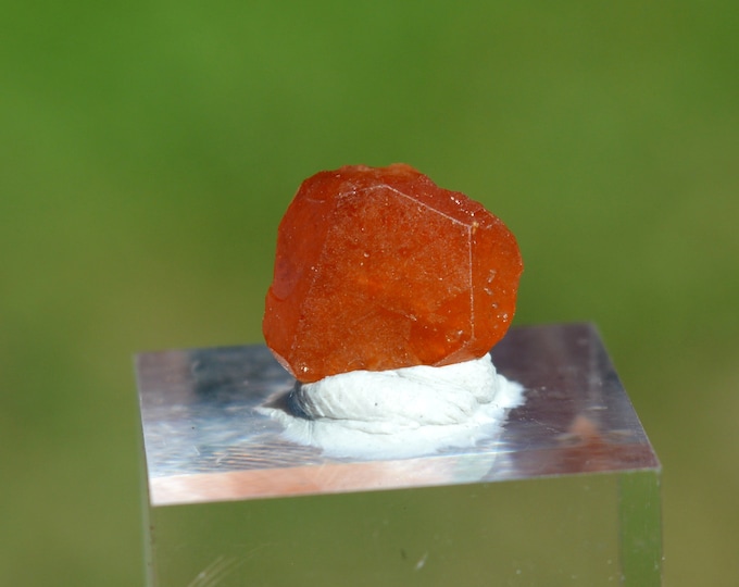 Garnet var. Spessartine 4.6 carats - Nani Hill, Loliondo, Ngorongoro district, Arusha Region, Tanzania