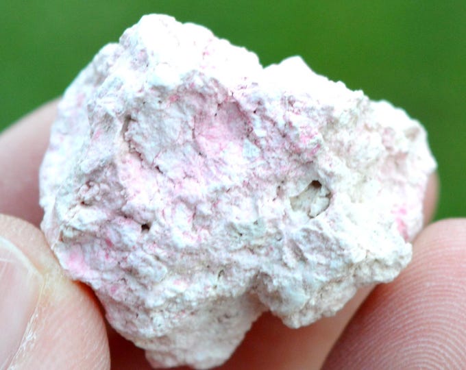 Sepiolite & Pink Opal var. Quinzite - 17 grams - Quincy, Vierzon, Cher, Centre-Val de Loire, France