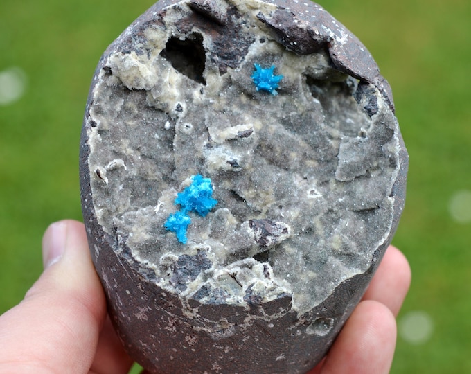Cavansite & Chalcedony 600 grams - Wagholi Quarries, Wagholi, Pune District, Maharashtra, India