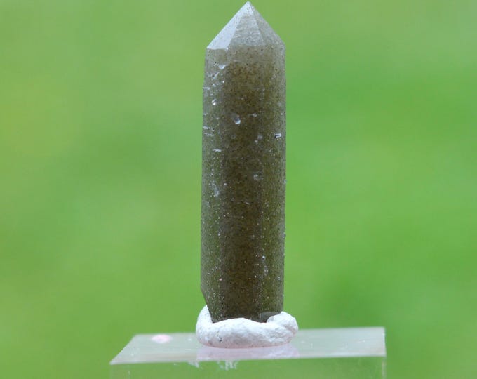 Quartz & Hedenbergite 1.5 grams - Huanggang Fe-Sn deposit, Hexigten Banner, Chifeng City, Inner Mongolia, China