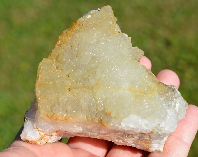 Quartz 530 grams - L'Argentolle, Saint-Prix, Autun, Saône-et-Loire, Burgundy-Franche-Comté, France