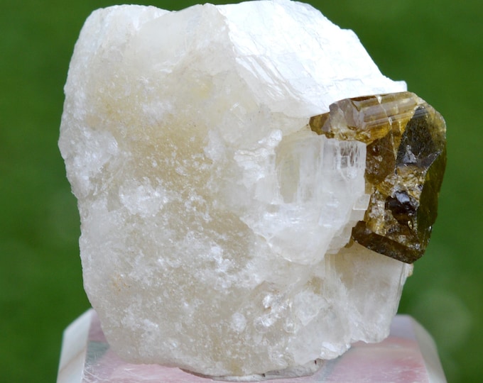 Tourmaline var. Uvite & Magnesite 36 grams - Pedra Preta pit, Serra das Éguas, Brumado, Bahia, Brazil