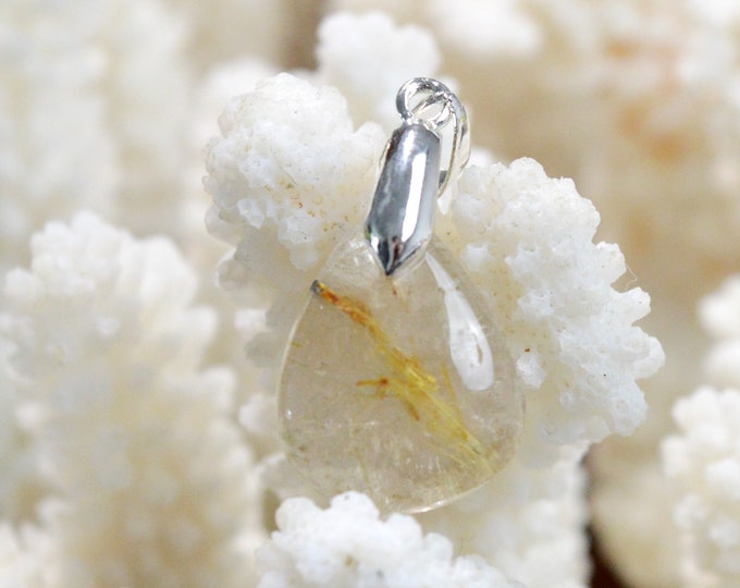 17 carat rutilated quartz - natural stone cabochon pendant - Brazil / FK43