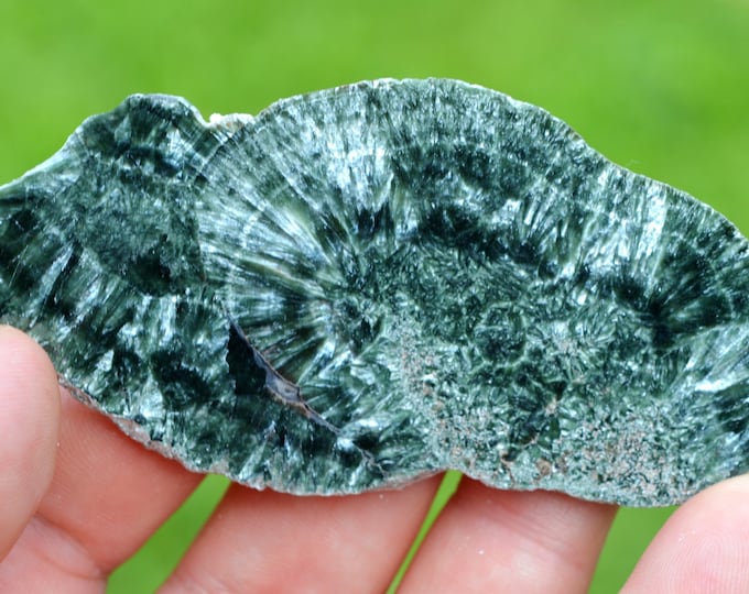 Seraphinite 43 grams - Korshunovskoye iron deposit, Zheleznogorsk, Irkutsk Oblast, Russia