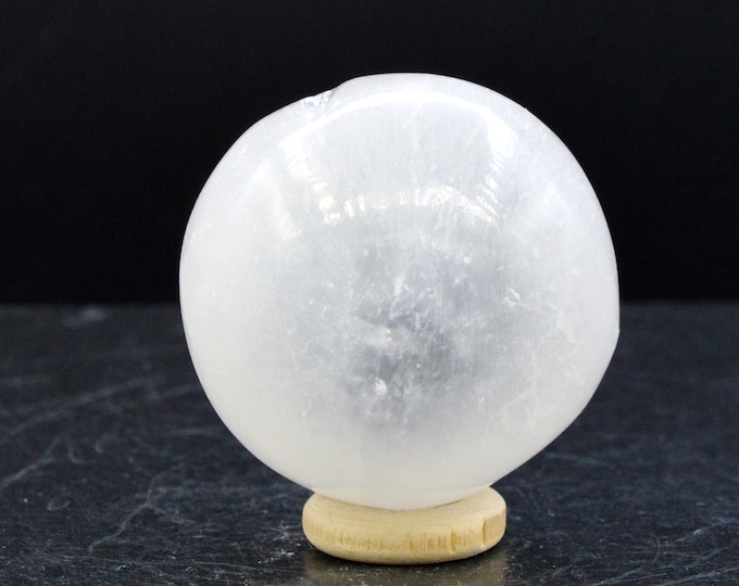 Sphère - Selenite - 85 grammes - Diamètre 41 mm - Maroc