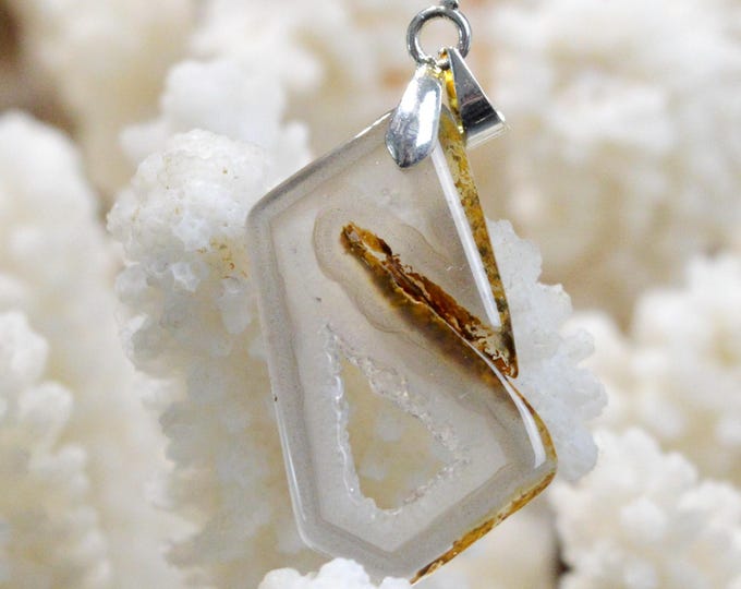 Agate Polyedrique 13 carats - pendentif pierre naturelle - Brésil / FW6