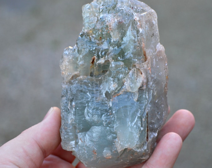 Beryl var. Aquamarine 838 grams - Galileia, Minas Gerais, Brazil