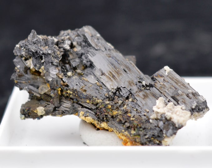 Raw minerals - Hubnerite 8.08 gr - Himalaya Mine (Cooperativa Minera Cerro Negro), Bolivia