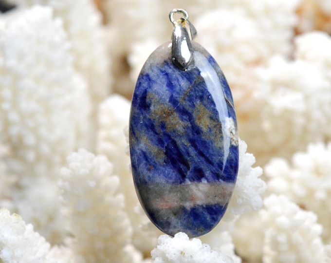 Sodalite 41 carats - natural stone cabochon pendant - Namibia / EN49