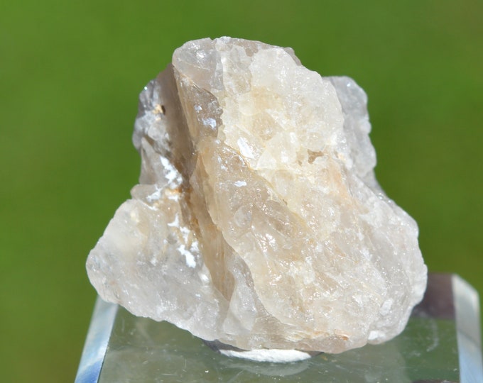 Pollucite 116 carats - Mawi pegmatite, Nilaw-Kolum pegmatite field, Nuristan, Afghanistan