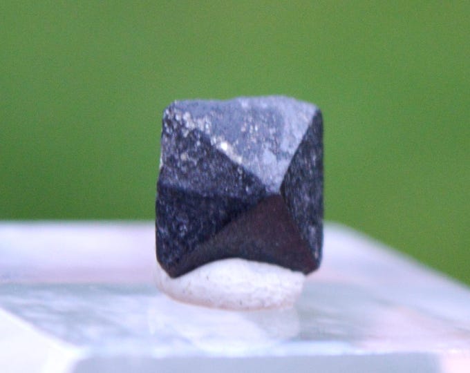 Cassiterite 1 grams - Mwaka, Kibingo pegmatite, Nyarusange, Muhanga District, Southern Province, Rwanda