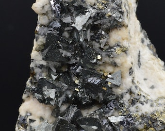 Tetrahedrite Rhodochrosite Sphalerite - 152 grams - Cavnic, Romania