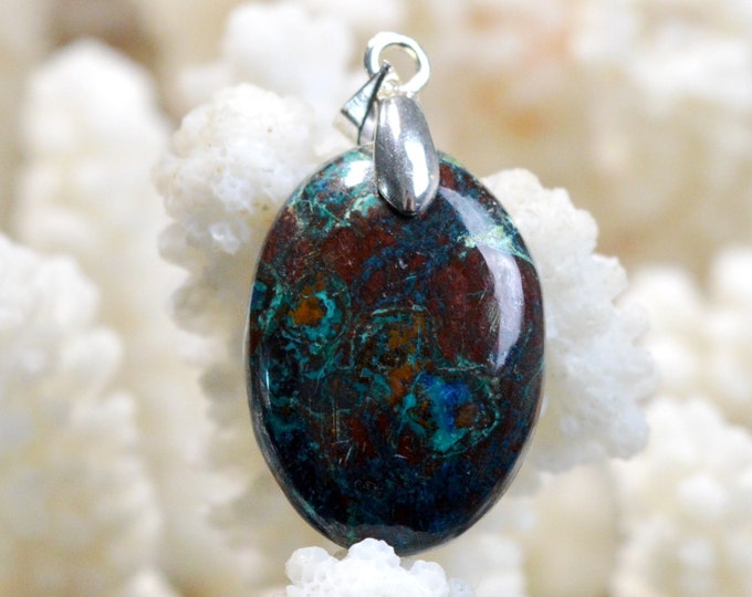Shattuckite & Goethite 22 carats - natural stone cabochon pendant - Opuwo Rural, Kunene Region, Namibia / FO19