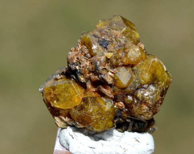 Grossular Garnet & Chlorochlore 14 grams - Sandaré, Sandaré Commune, Nioro du Sahel Circle, Kayes Region, Mali