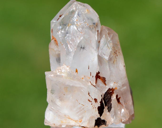Quartz & Hollandite 22 grams - Anketsaketsa, Ambatofinandrahana District, Amoron'i Mania, Madagascar
