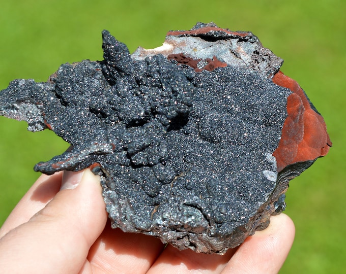 Goethite 360 grams - Mont-Roc Mine, Mont-Roc, Castres, Tarn, Occitanie, France
