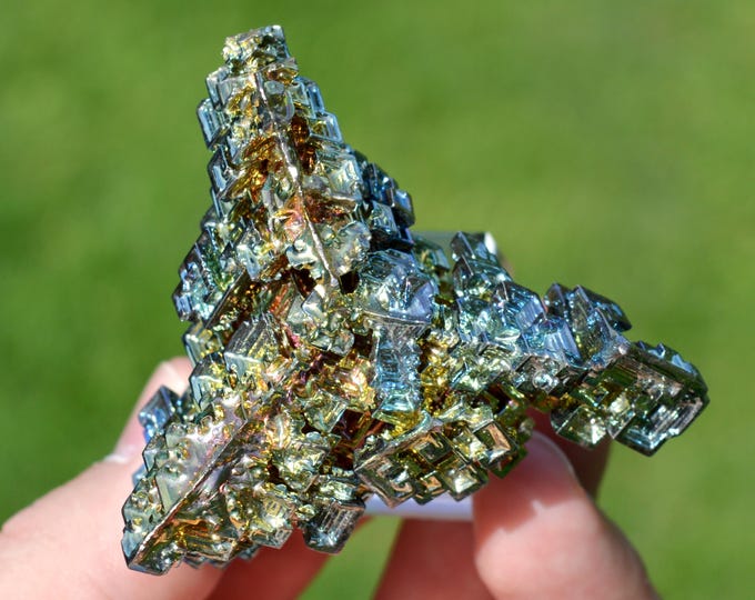 Bismuth metallic crystals 88 grams - Lab grown