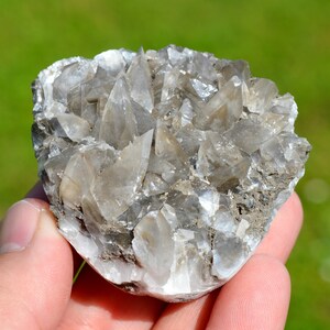 Calcite 140 grams - Bagard, Alès, Gard, Occitanie, France