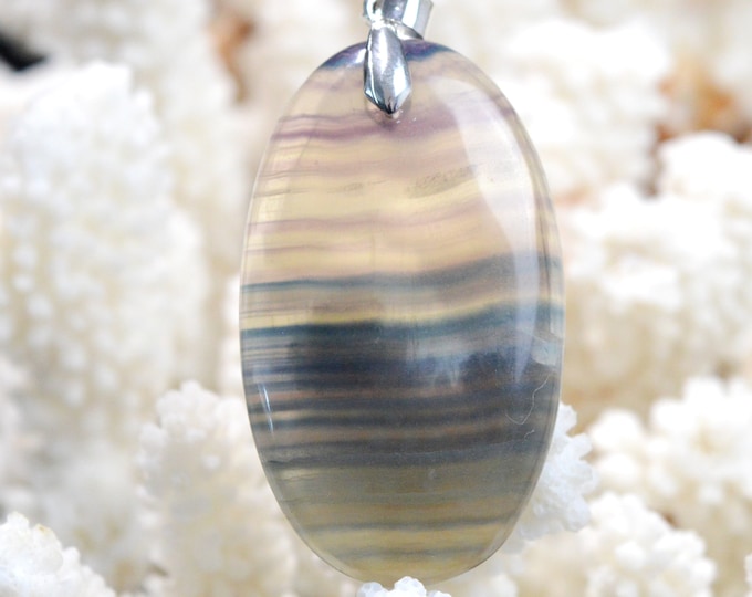 Fluorite 101 carats - pendentif pierre naturelle - Afghanistan // DG44
