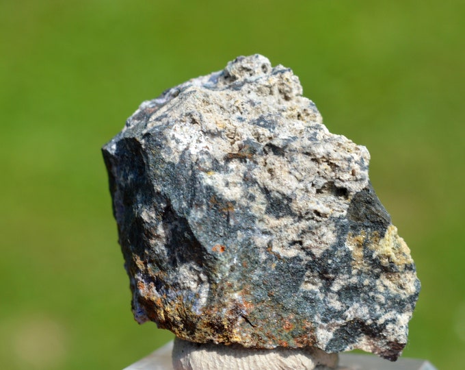 Phosphosiderite 36 grams - Sítio do Castelo Mine, Folgosinho, Gouveia, Guarda, Portugal