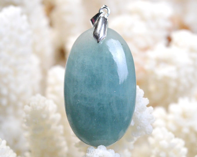 74 carat aquamarine - natural stone cabochon pendant - Brazil / EG45