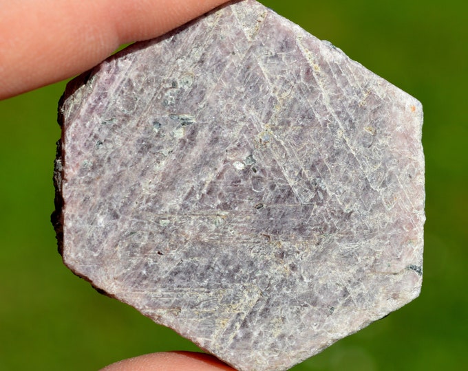 Corundum var. ruby 120 grams - Gogogogo, Ampanihy, Atsimo-Andrefana, Madagascar