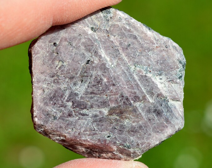 Corundum var. ruby 75 grams - Gogogogo, Ampanihy, Atsimo-Andrefana, Madagascar