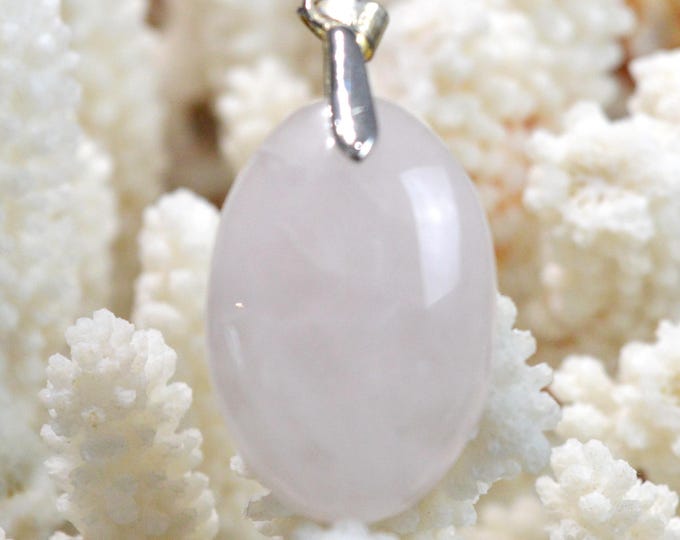 Quartz rose 70 carats - pendentif cabochon pierre naturelle - Madagascar / GA60