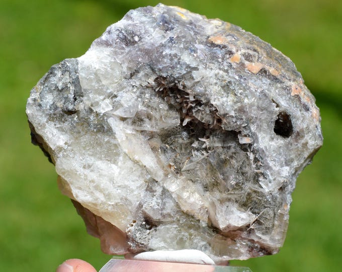 Fluorite 358 grams - Chaillac, Indre, Centre-Val de Loire, France
