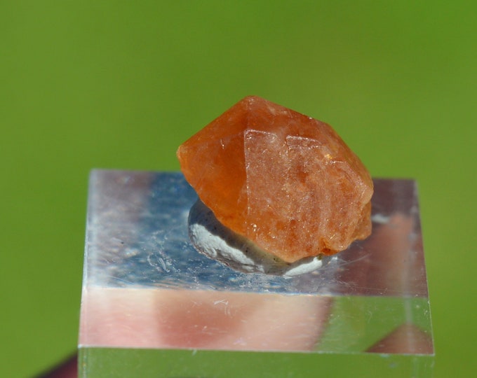 Garnet var. Spessartine 5.2 carats - Mana Mine, Barang-Turghao, Bajaur District, Khyber Pakhtunkhwa Province, Pakistan