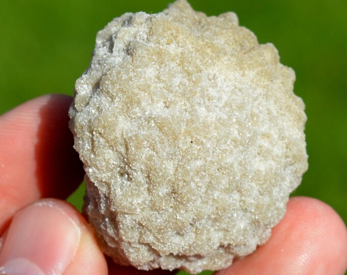 Calcite var. Sand-Calcite 87 grams - Fontainebleau, Seine-et-Marne, Ile-de-France, France