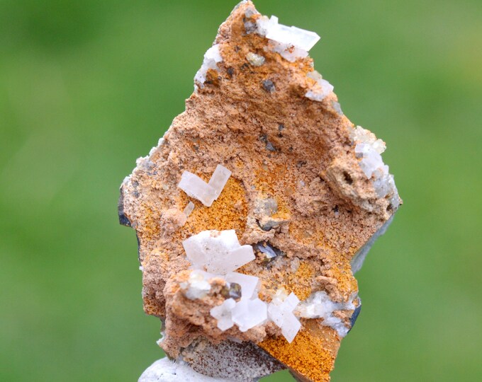Calcite 22 grams - Saint-Pons, Barcelonnette, Alpes-de-Haute-Provence, Provence-Alpes-Côte d'Azur, France
