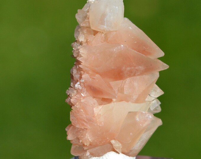 Calcite 11 grams - Limestone quarry, Limont-Fontaine, Maubeuge, Avesnes-sur-Helpe, Nord, Hauts-de-France, France