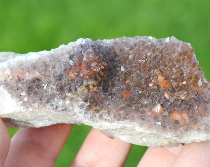 Amethyst & Hematoid Quartz 338 grams - L'Argentolle, Saint-Prix, Saint-Léger-sous-Beuvray, Saône-et-Loire, France