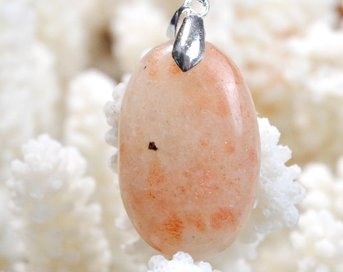 41 Carat Sunstone - Natural Gemstone Cabochon Pendant - India // CL81
