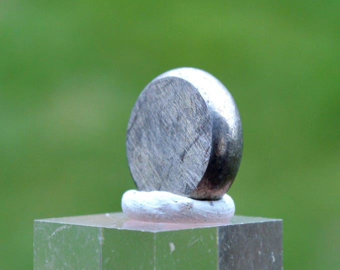 Nickel 8.7 grams - 99.9% - Chemical element - Periodic table