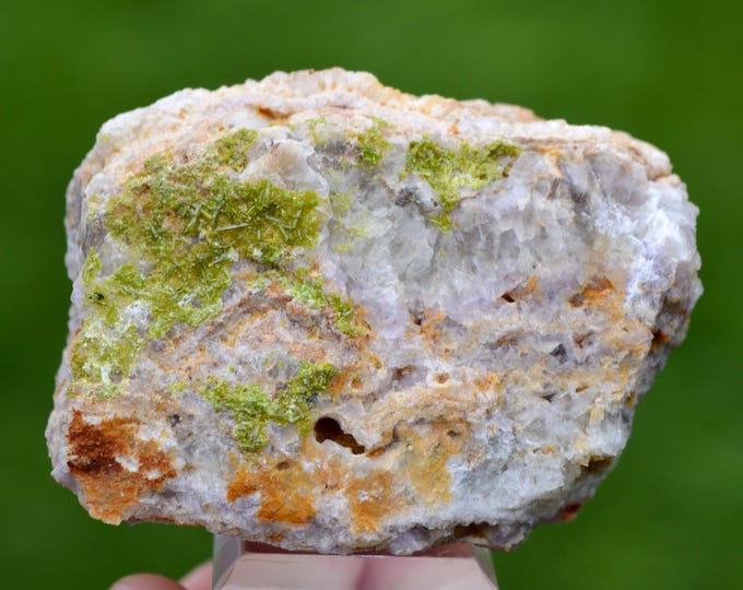 Pyromorphite & Fluorite 235 grams - Chaillac, Le Blanc, Indre, Centre-Val de Loire, France