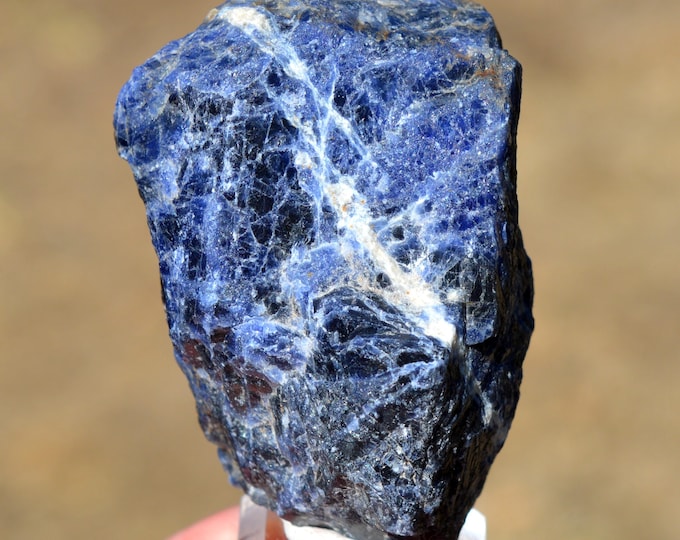 Sodalite 124 grams - Hiassu farm, Itaju do Colônia, Bahia, Brazil